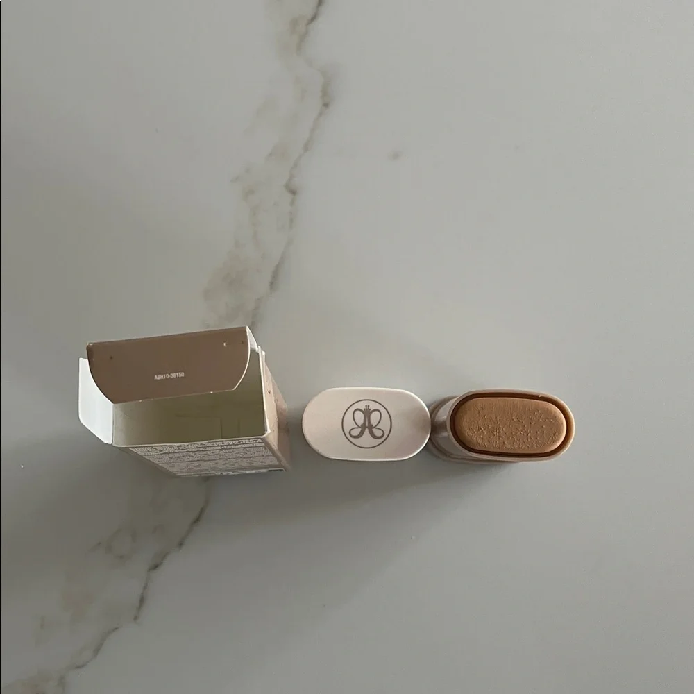 Anastasia Beverly Hills Beauty Balm Serum Boosted Skin Tint